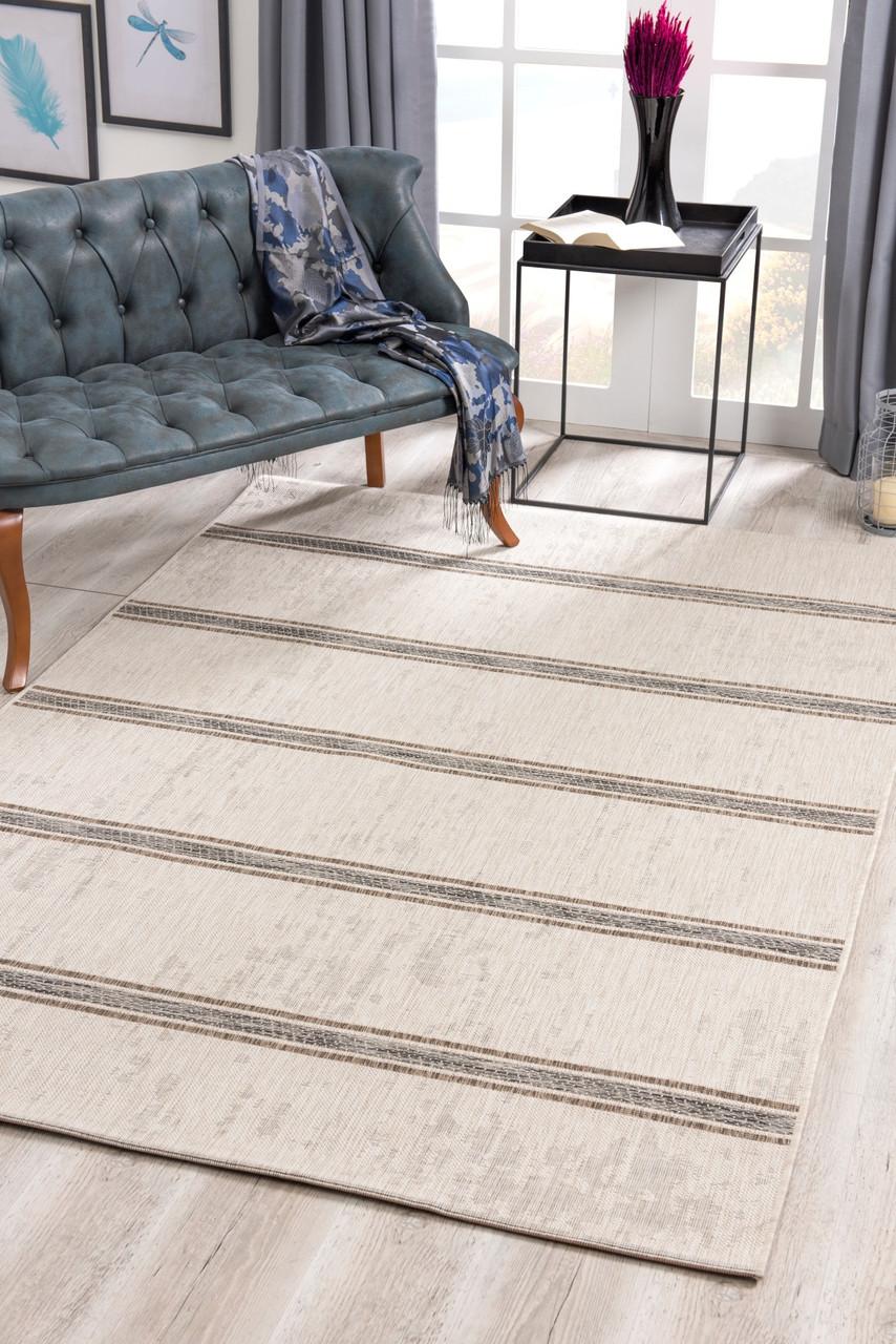 Velit Indoor/Outdoor Rugs - VEL2116IV